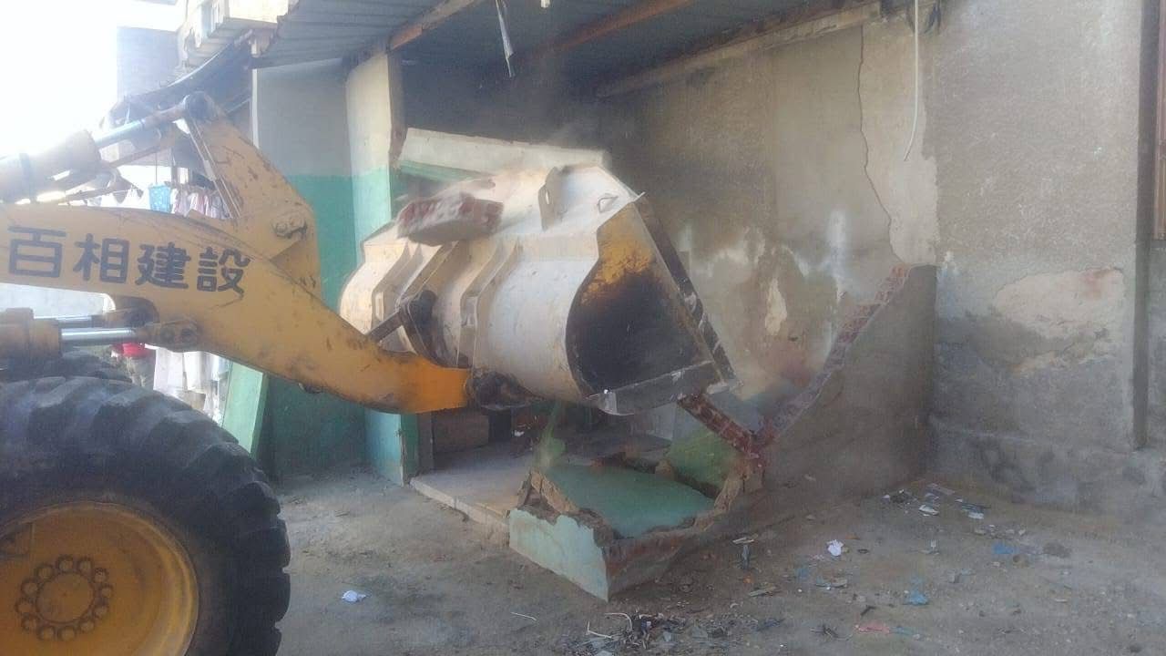 ازالة للتعديات بالضواحي ازالة للتعديات بالضواحي