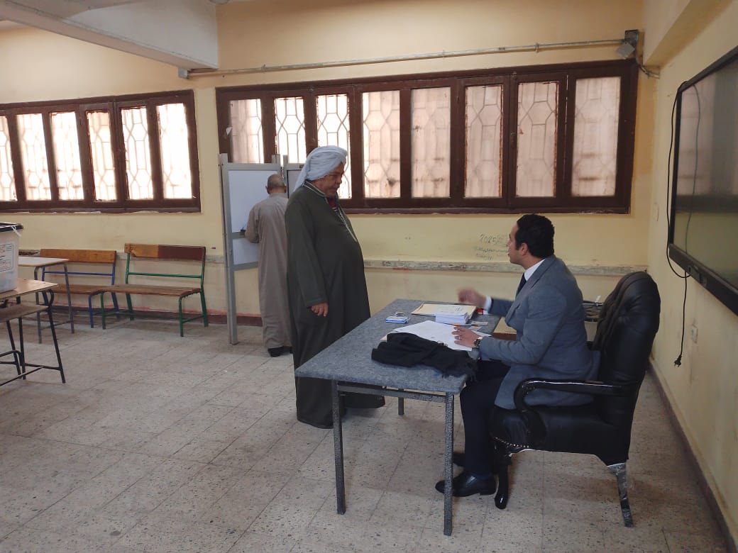 حرص الناخبين على الادلاء بأصواتهم في انتخابات مجلس النواب 2025