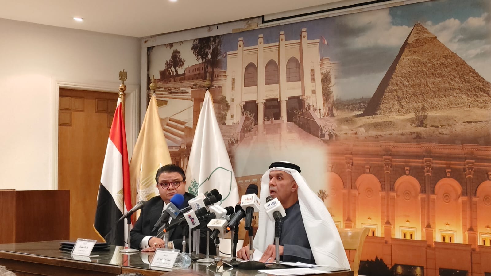 مهرجان المسرح العربي (2)