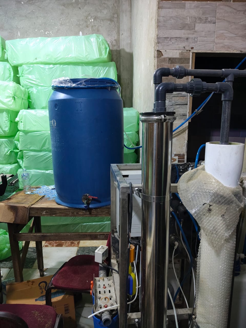 تشميع منشأة لتعبئة المياه العادية