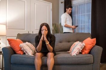 التعبير عن المشاعر العاطفية