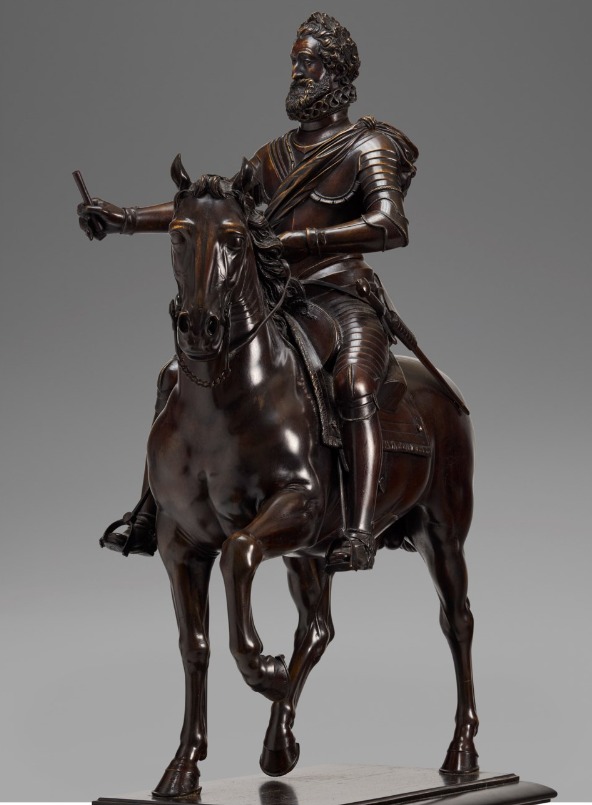 تمثال برونزى للملك هنرى الرابع