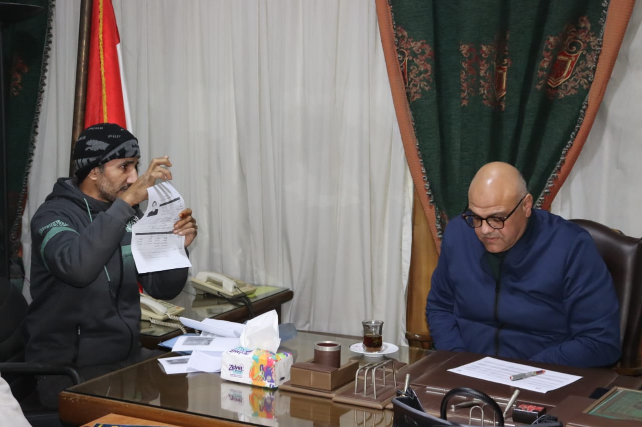 محافظ القليوبية يوفر فرص عمل وتنسيق توصيل مياه الشرب (6)