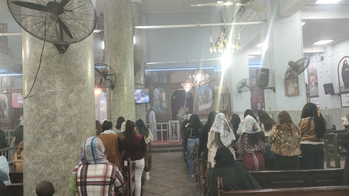 قداس عيد الميلاد بكنيسة أبي فام الجندي بالمراشدة في قنا قداس عيد الميلاد بكنيسة أبي فام الجندي بالمراشدة في قنا