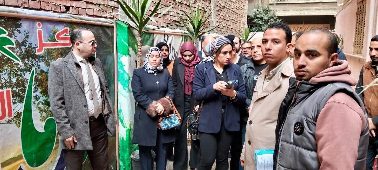 فريق من النيابة الادارية