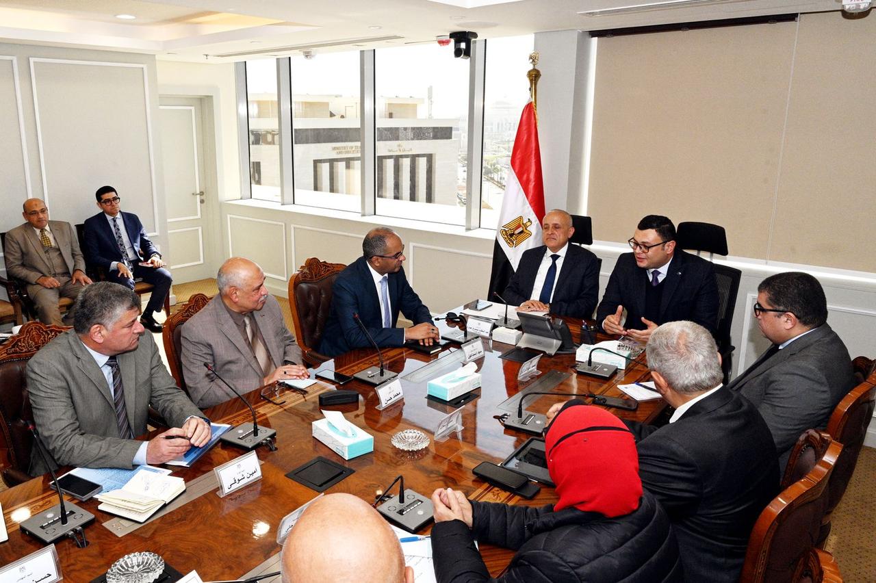 بحث المقترحات لعدم تكرار مشكلة انقطاع المياه مرة أخرى