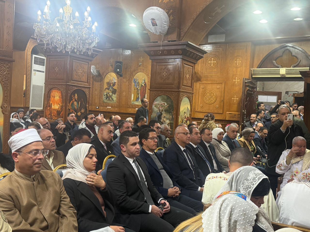 خلال قداس عيد الميلاد ببنها خلال قداس عيد الميلاد ببنها