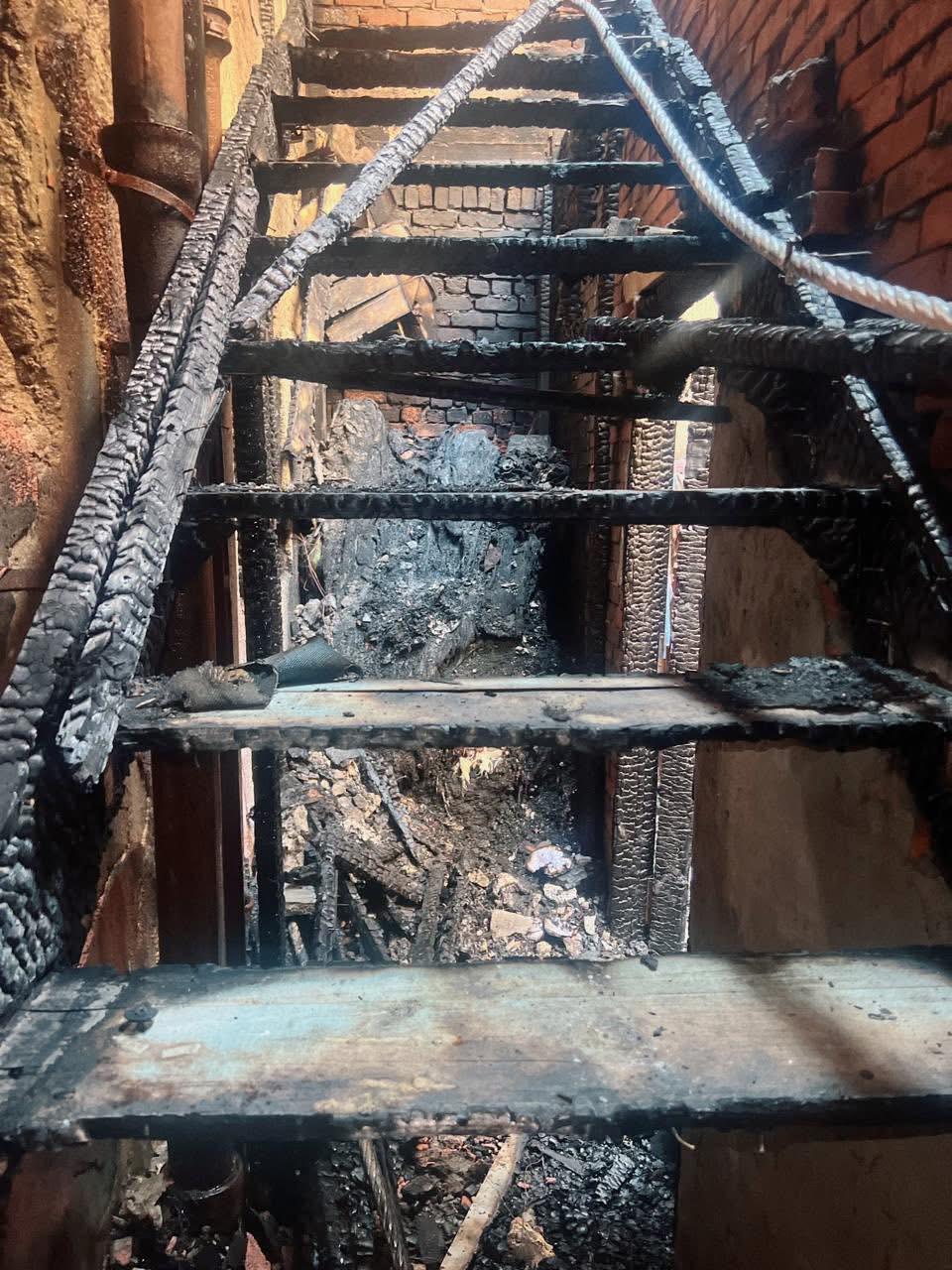 حريق داخل المبنى