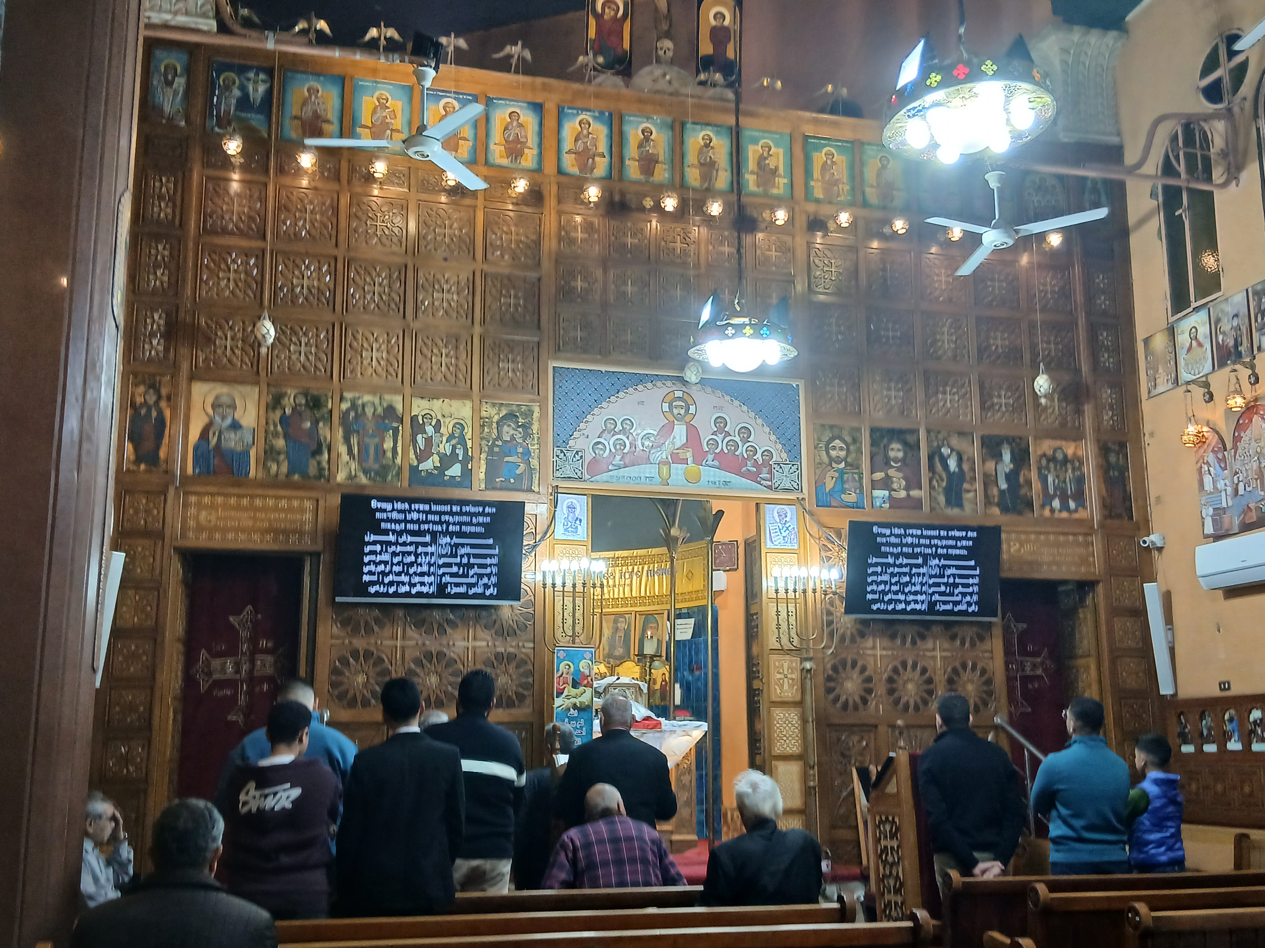 صلاة عيد الميلاد بكنيسة الانبا أنطونيوس والانبا بشوي صلاة عيد الميلاد بكنيسة الانبا أنطونيوس والانبا بشوي