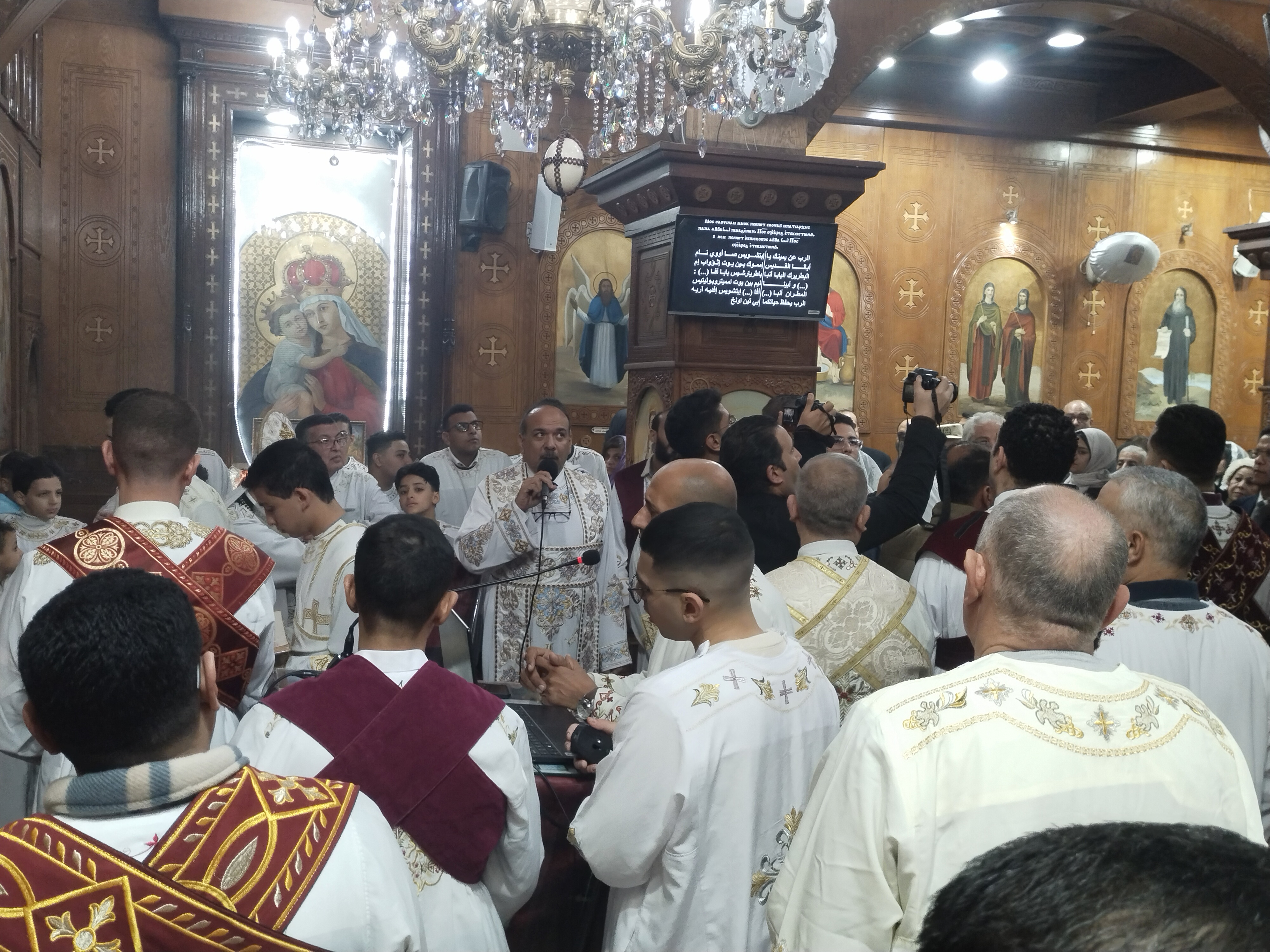 ترانيم قداس عيد الميلاد ترانيم قداس عيد الميلاد