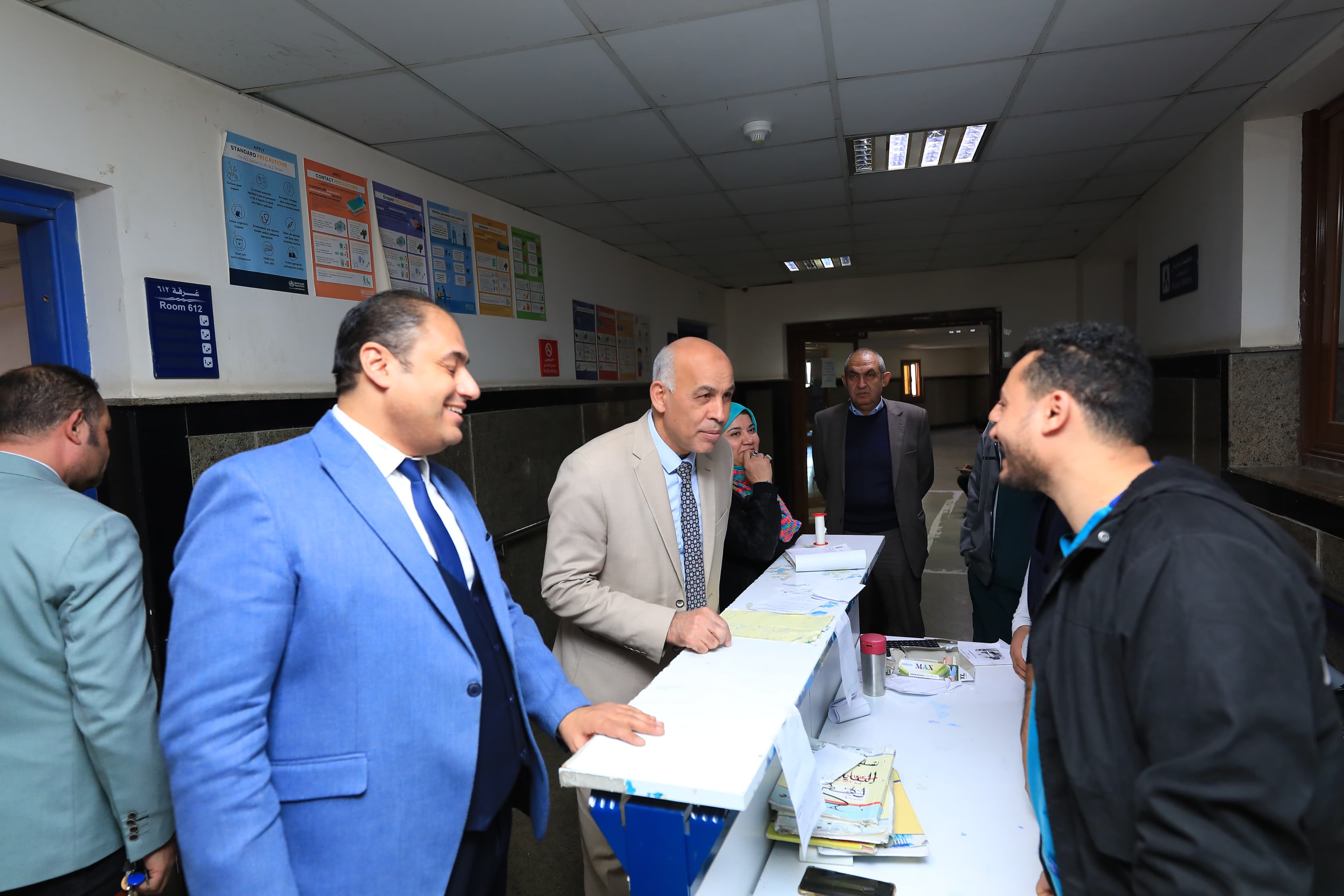 رئيس جامعة كفر الشيخ يتفقد المستشفى الجامعي رئيس جامعة كفر الشيخ يتفقد المستشفى الجامعي