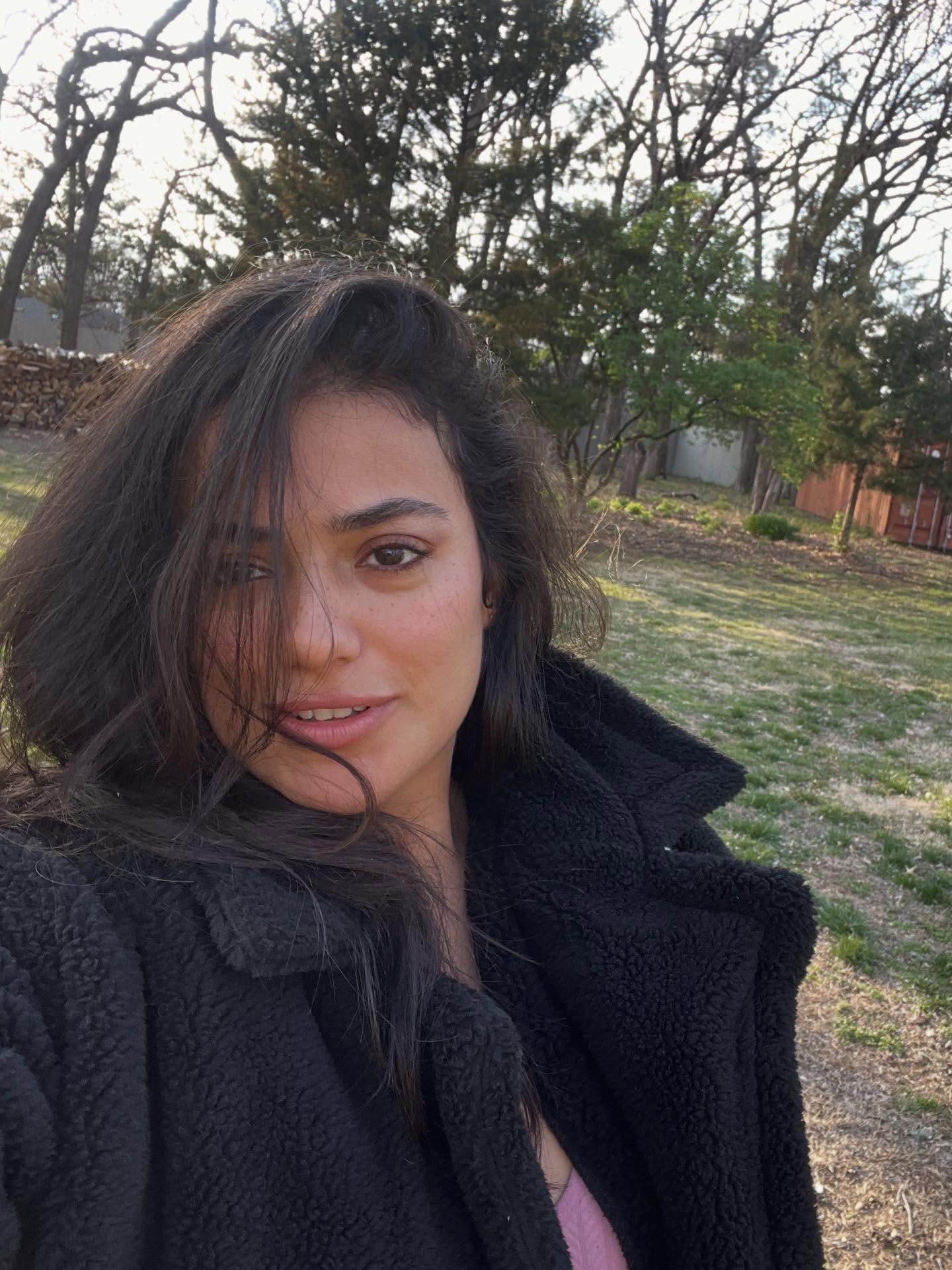 ثراء جبيل وزوجها مختار الديناري ثراء جبيل وزوجها مختار الديناري