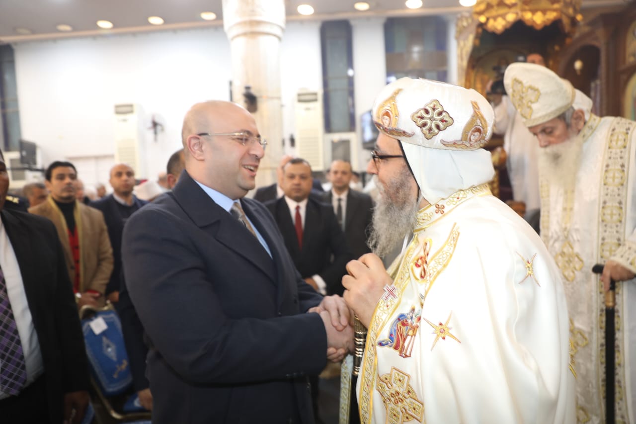 محافظ بني سويف يهنئ اسقف ببا محافظ بني سويف يهنئ اسقف ببا