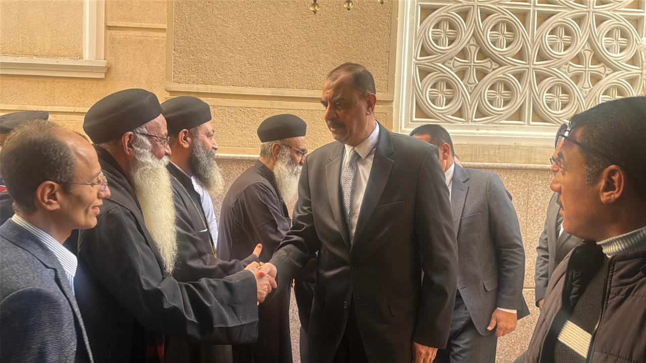 تقديم التهنئية 