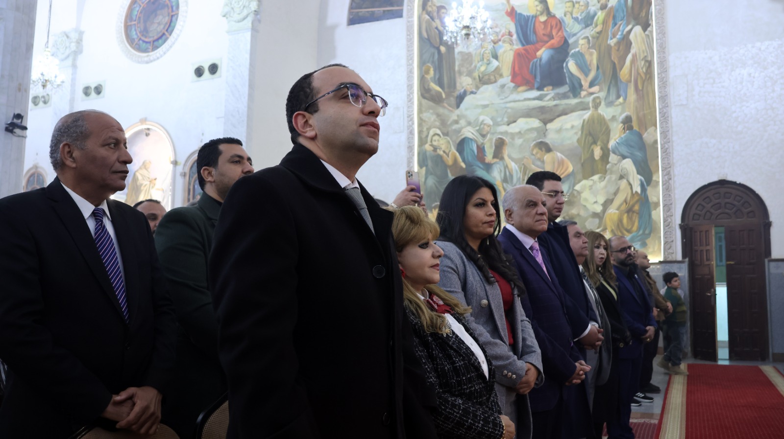 نائب محافظ الإسماعيلية يشهد قداس عيد الميلاد بمطرانية الأقباط الأرثوذكس (3)
