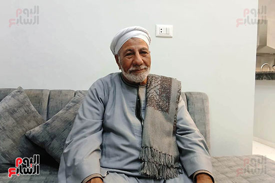 القبطان عبد الفتاح 65 عاما في مجال السفن