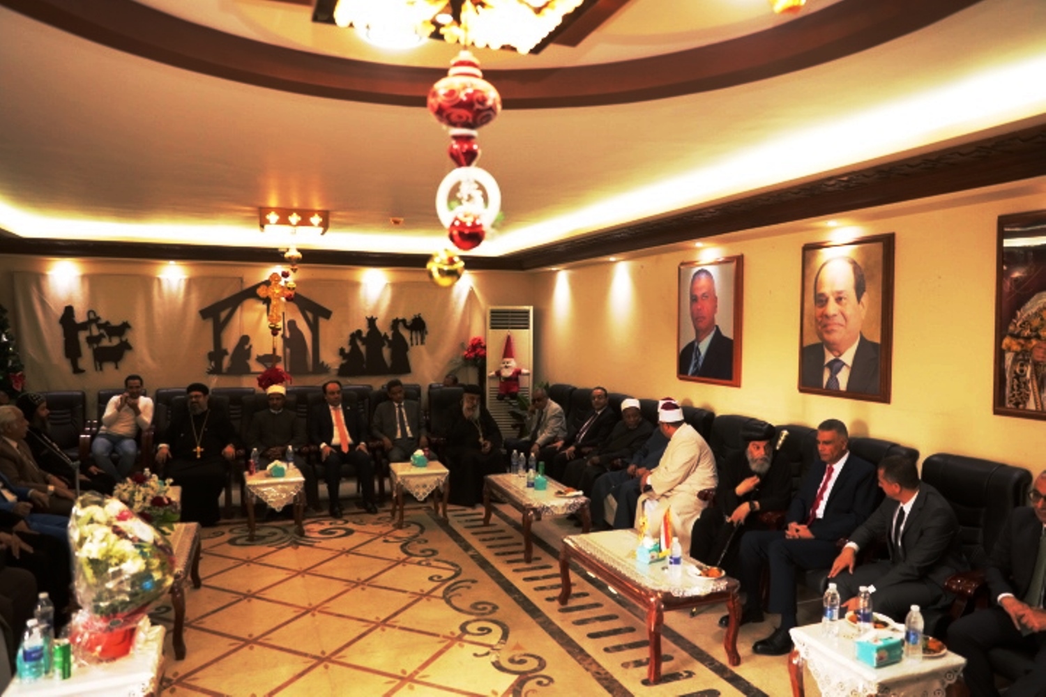 جانب من زيارة الكنائس جانب من زيارة الكنائس