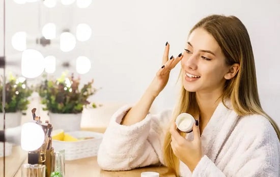 وصفات لتفتيح الوجه