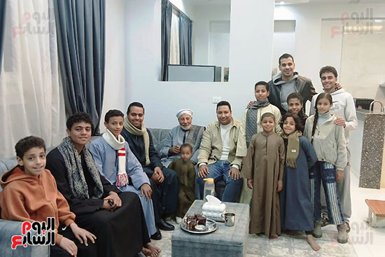 مراسل اليوم السابع مع عائلة القبطان