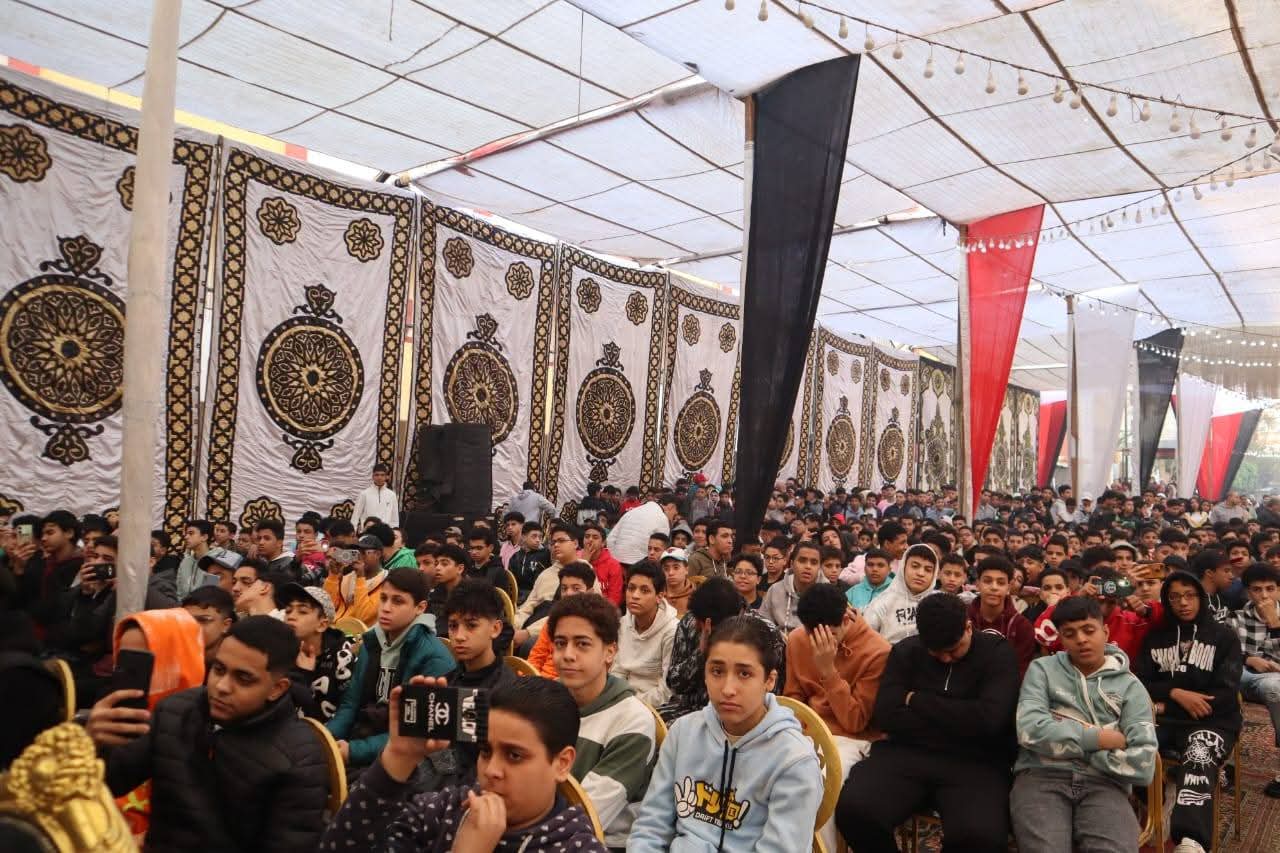 مدير تعليم الجيزة يحضر مجموعات التقوية المجانية لطلاب الشهادة الإعدادية (6)