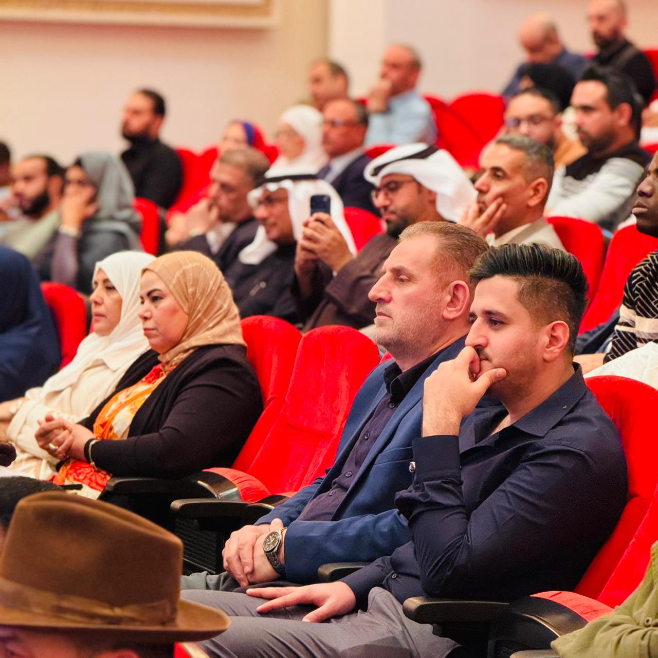 جانب من الأمسية