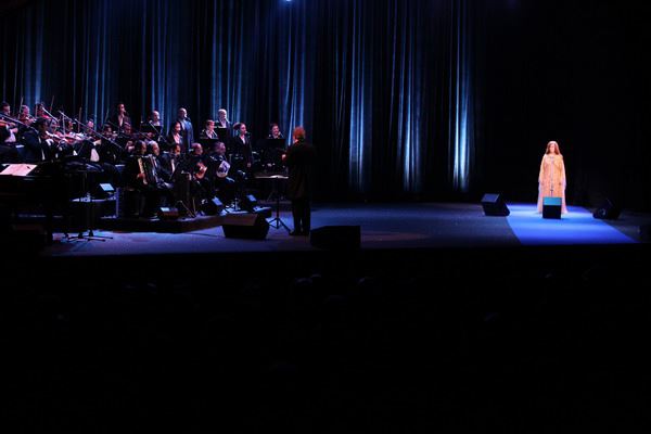 فيروز فيروز