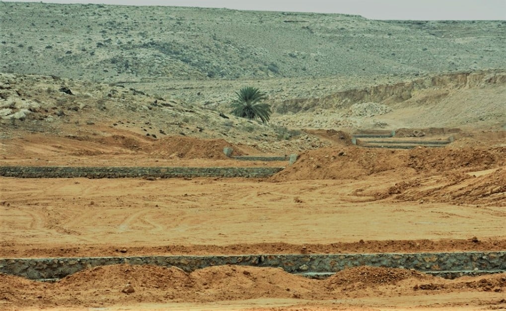 تنفيذ مشروعات جديدة لتنمية الوديان وحصاد الأمطار بمطروح