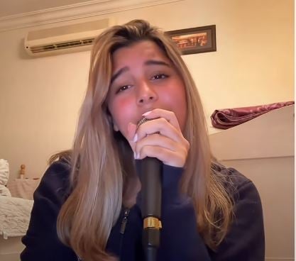 هنا ابنة شيرين عبد الوهاب والملحن محمد مصطفى