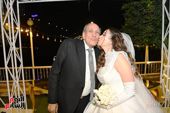 منير-مكرم-بحفل-زفاف-ابنته