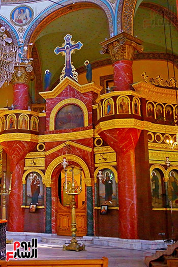 تفاصيل أثرية توثق مراحل تطور الكنيسة عبر الزمن