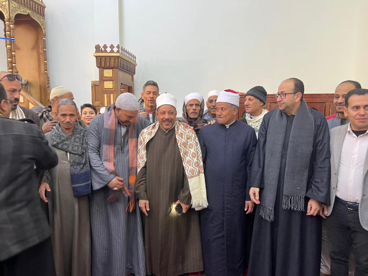 حضور شفبى وتنفيذى بإفتتاح المسجد 