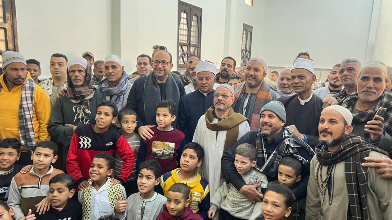 صور تذكارية بعد الإفتتاح 