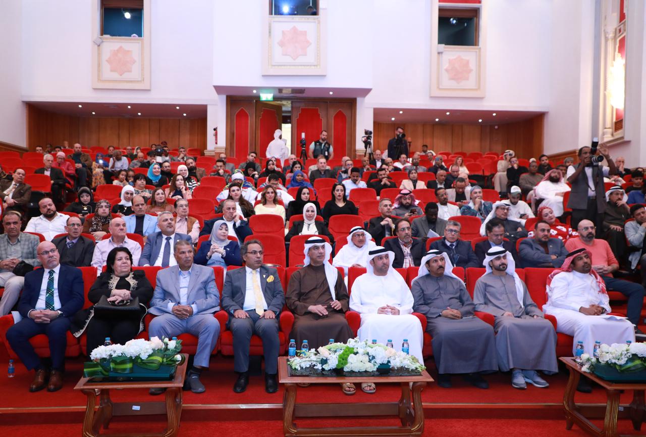 جانب من الأمسية الشعرية