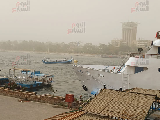 العاصفة-الترابية-بأسوان