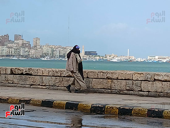 طقس-شديد-البرودة-اول-ايام-نوة-الفيضة-الكبري-بالإسكندرية