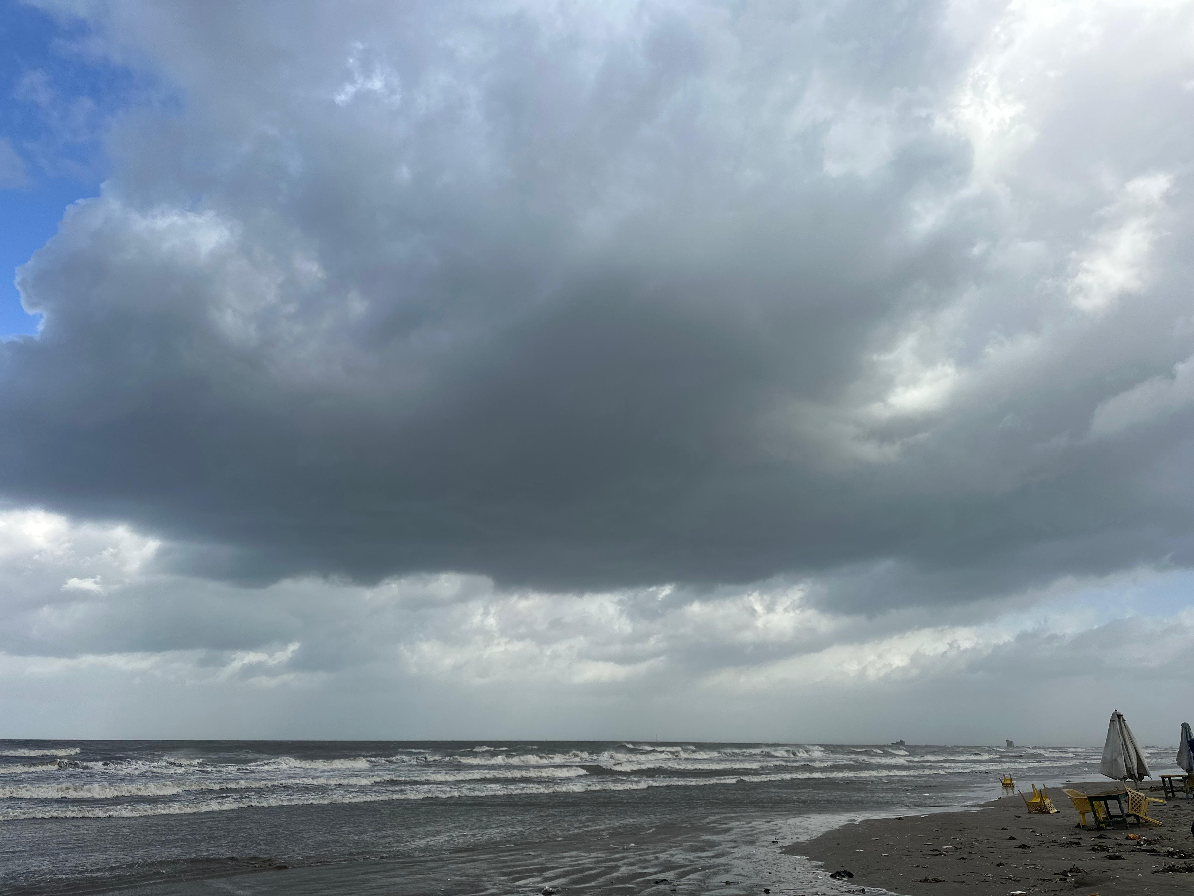الغيوم في السملء الغيوم في السملء