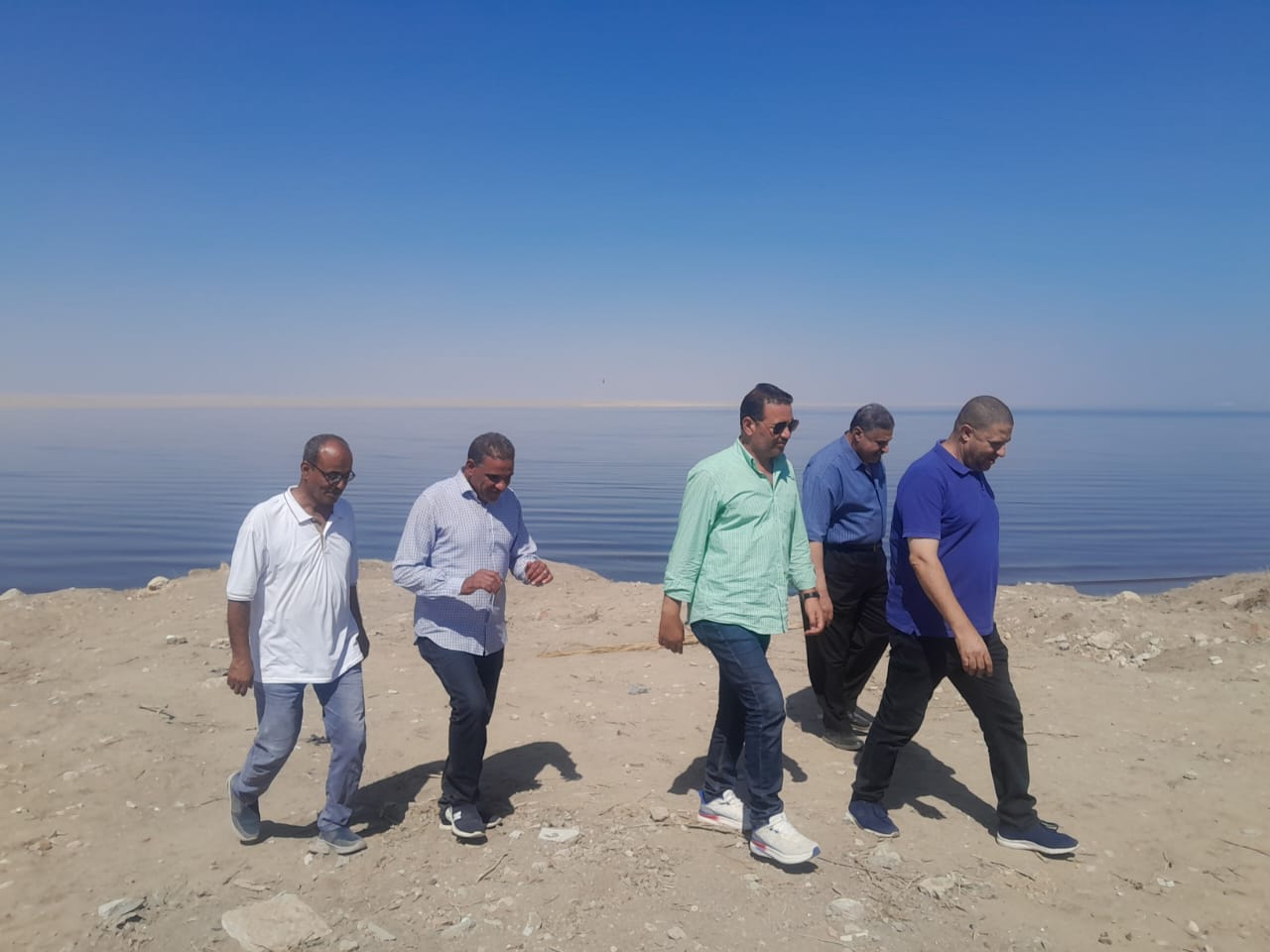 جهود موسعة لإعادة التوازن البيئي لبحيرة قارون (1)