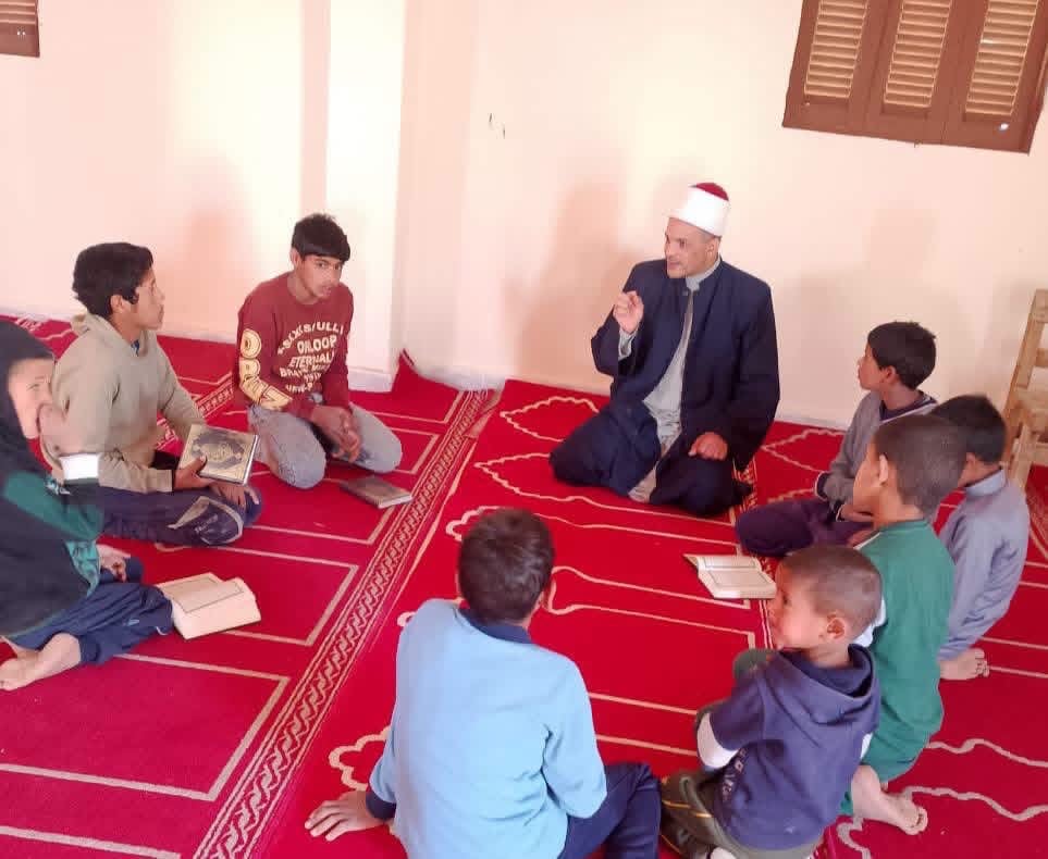 تعليم النشء أدب السلوك 