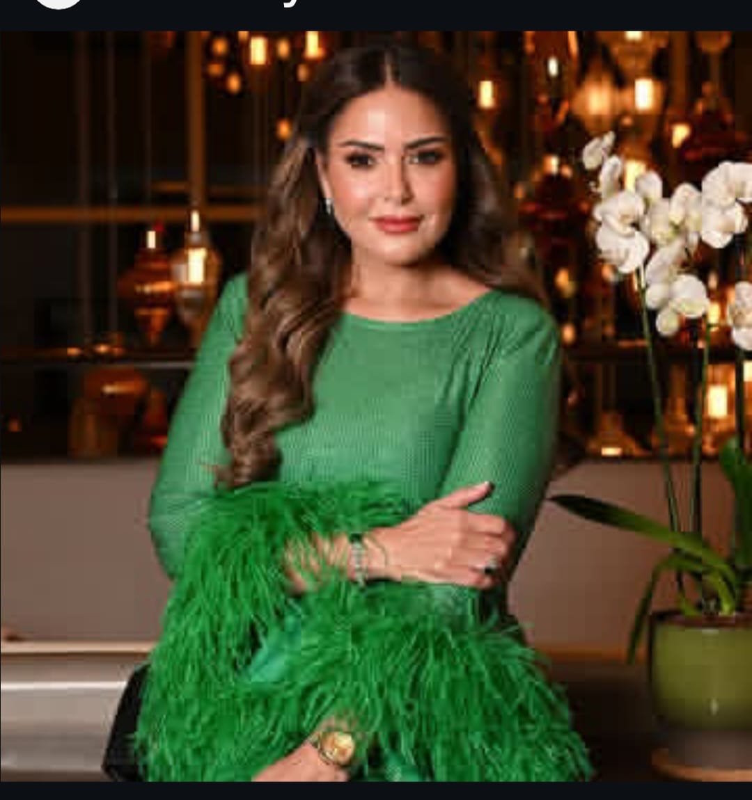 الفنانة صابرين