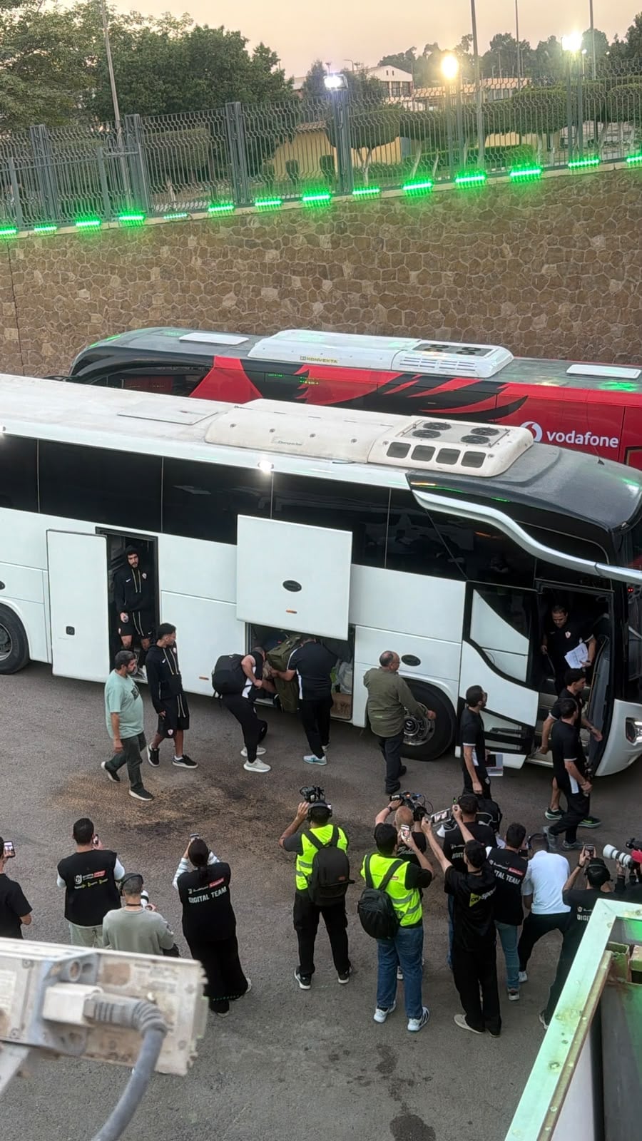 وصول الزمالك الملعب