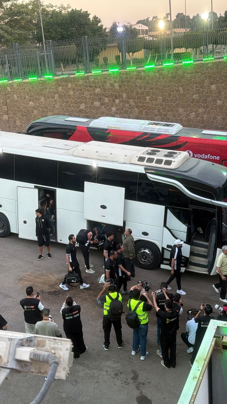 وصول الزمالك ملعب القاهرة