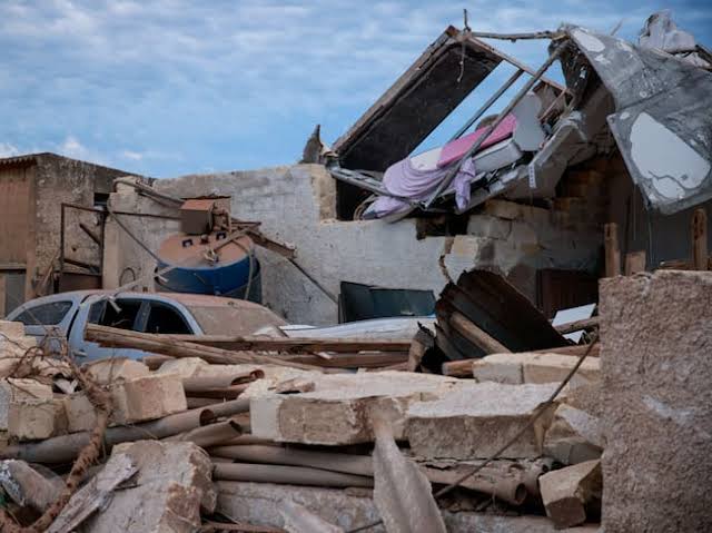 ايطاليا اعصار