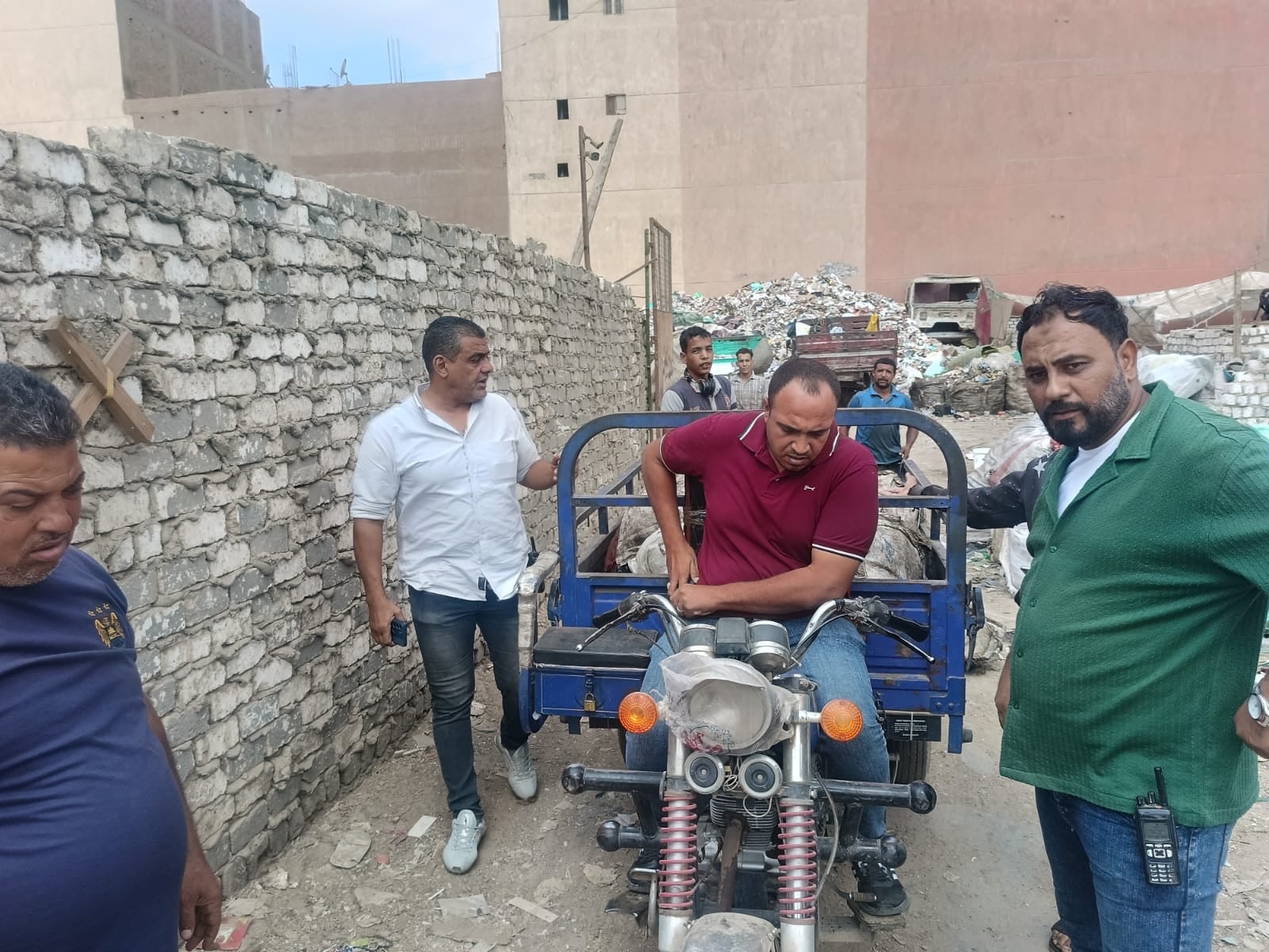 مواجهة المخالفات في حملات مكبرة بالجيزة مواجهة المخالفات في حملات مكبرة بالجيزة