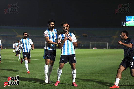 بيراميدز وسيراميكا (23)
