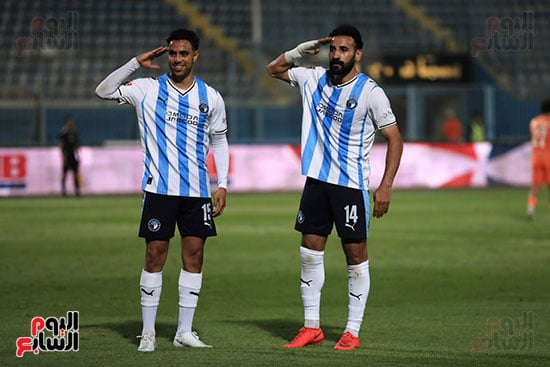بيراميدز وسيراميكا (1)