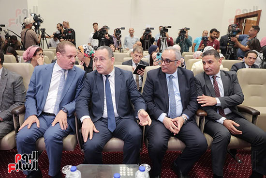 خلال المؤتمر الصحفي