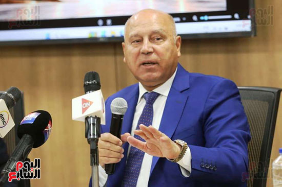 لقاء وزير النقل مع الطلاب (5)