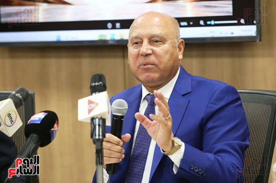 لقاء وزير النقل مع الطلاب (4)