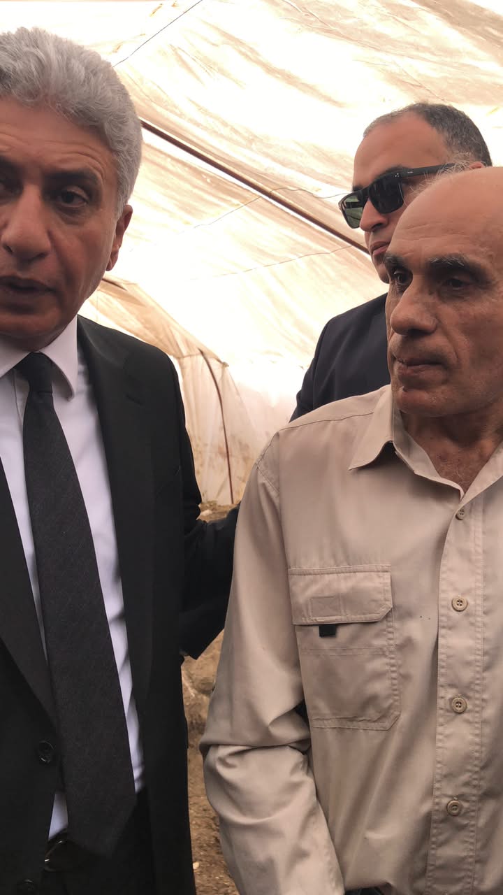 وزير السياحة ومكتشف تمثال رمسيس الثاني