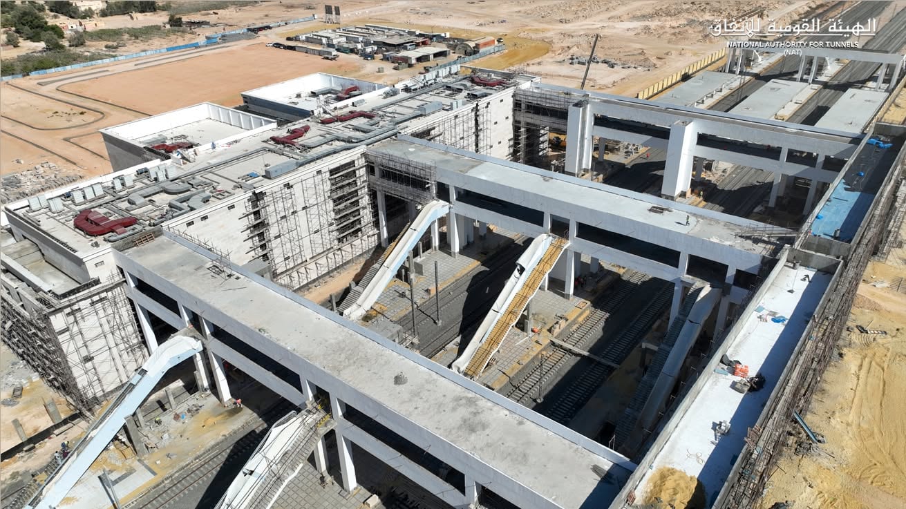 المحطة من الأعلى